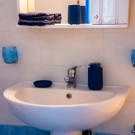 Breeze * Naousa (Paros)